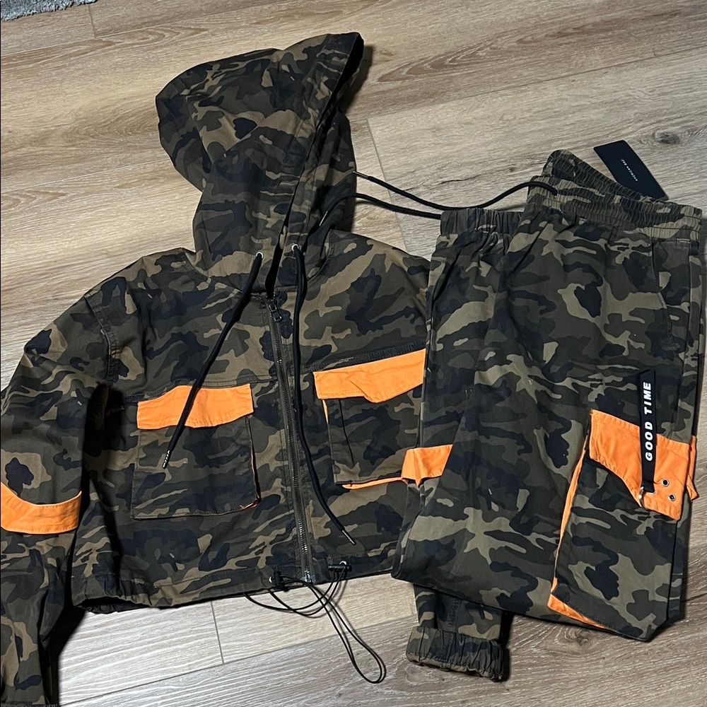 American Bazi Camouflage Set with Orange Details